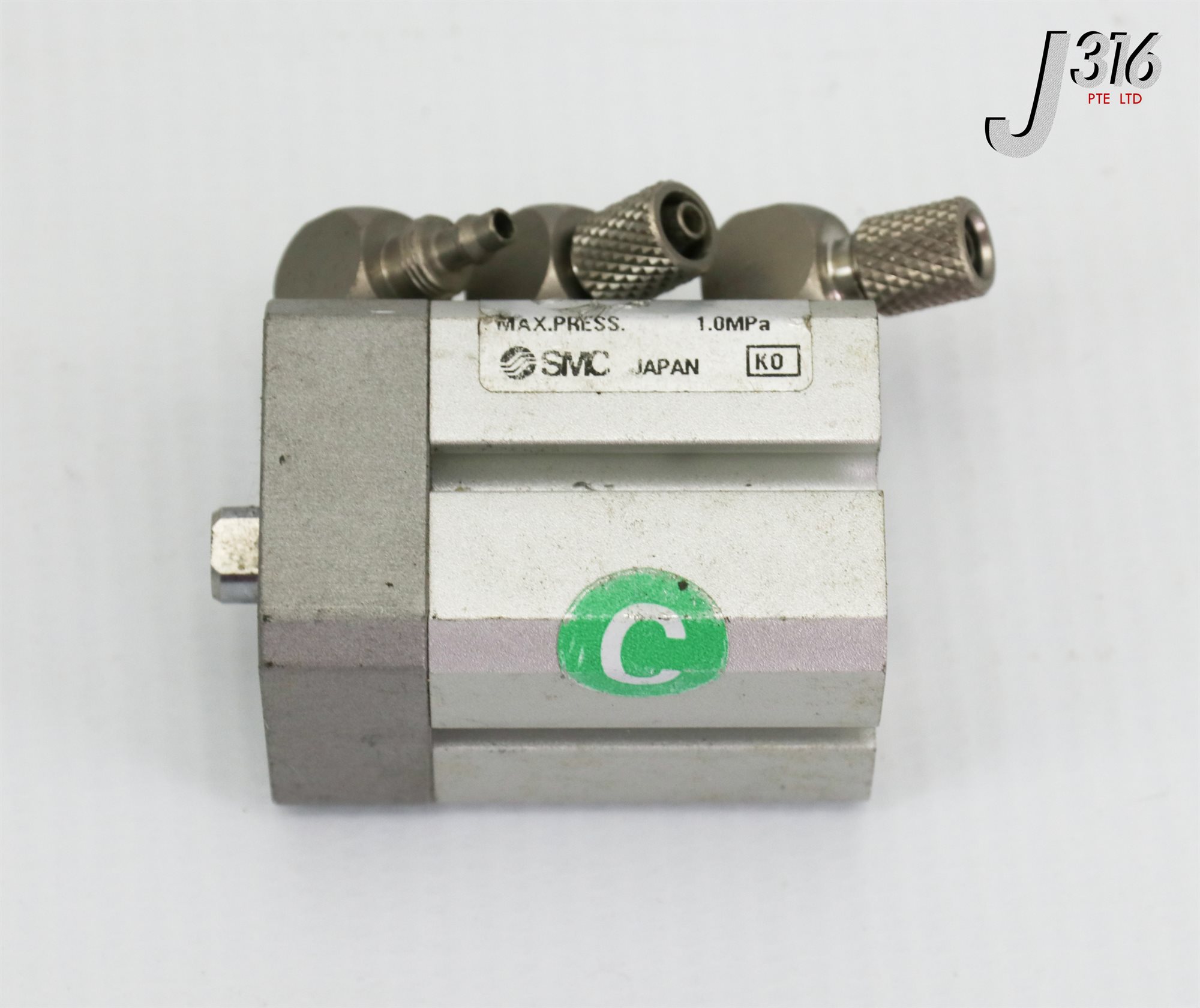 SMC Cilindro Pneumatico A Semplice Effetto, Modello CDQSB12-10T | Ricambio Industriale Giappone, Stock Mai Usato